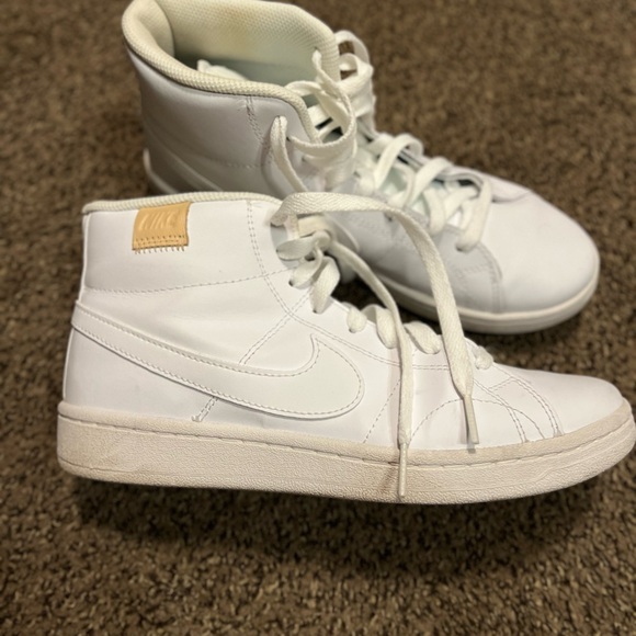 White Nike High-Top - Picture 2 of 3